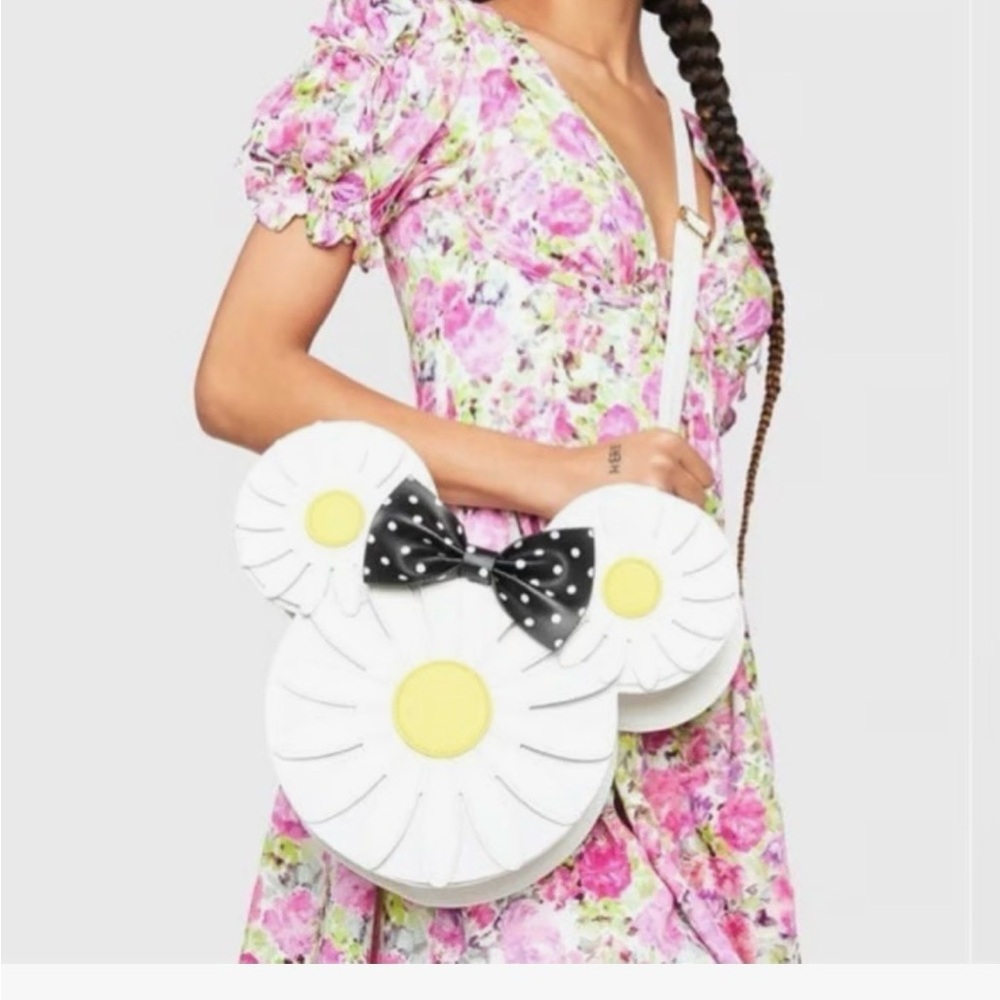 NWT Loungefly Disney Daisy Crossbody Bag